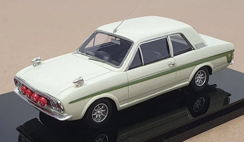 British Heritage Models 1/43 Scale MC12c 1968 Ford Lotus Cortina S1 Ermine White