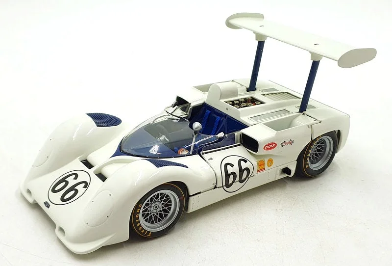 Exoto 1/18 Scale Diecast DC21824A - Chaparral 2E #66 - White