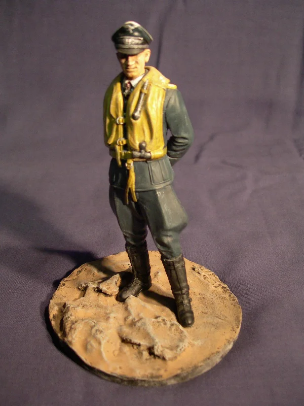 Figure Display Base Rural 1/16th scale (120mm figure size) Base Diameter is 85mm