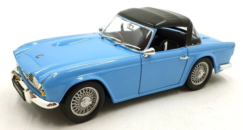 Jadi 1/18 Scale Diecast DC24924F - Triumph TR4 Roadster - Blue