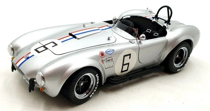 Kyosho 1/18 Scale Diecast DC9824K - Shelby Cobra 427 #6 - Silver