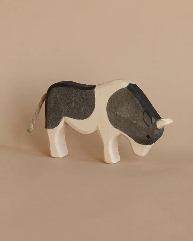 Ostheimer Ox - Black & White