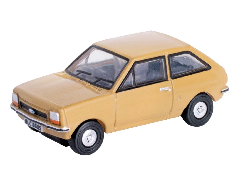 Oxford Diecast NFF002 N Gauge Ford Fiesta Mk1 Nevada Beige