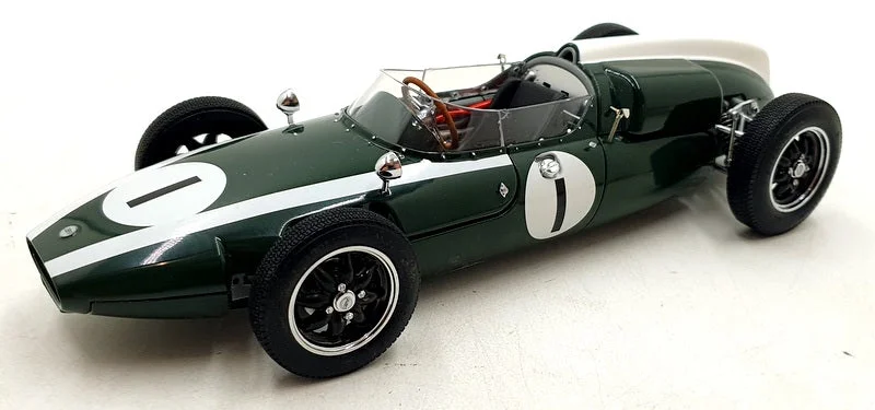 Schuco  1/18 Scale Diecast DC17924F - Cooper T53 #1 - Green/White