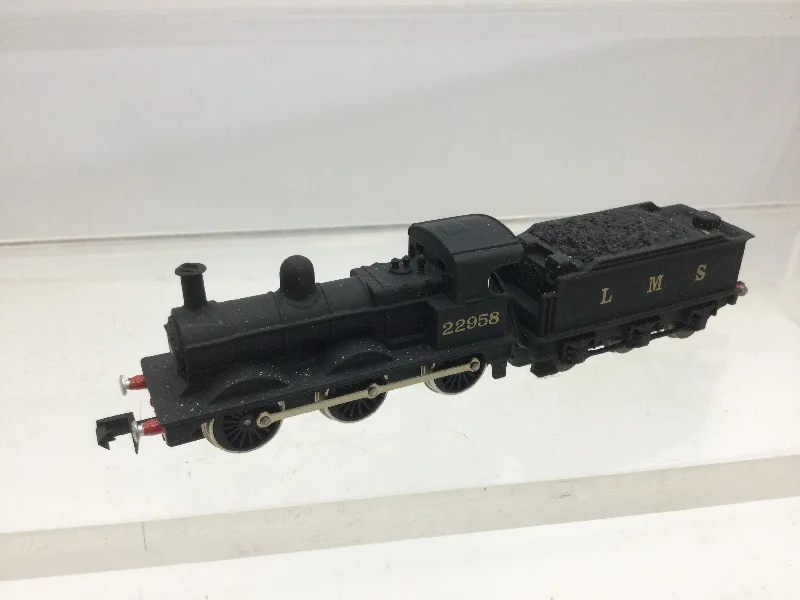 Union Mills N Gauge LMS Black 2F Class 22958