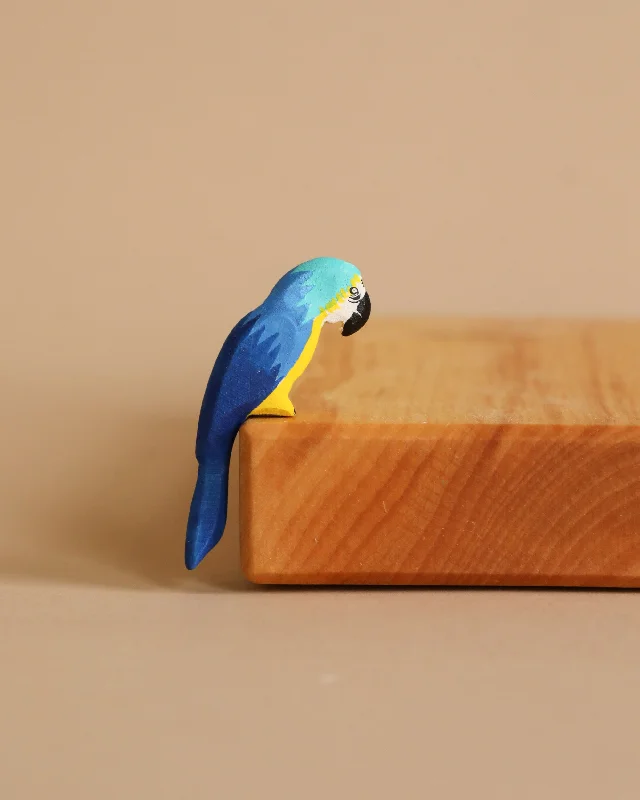 Bumbu Wooden Blue Macaw Parrot